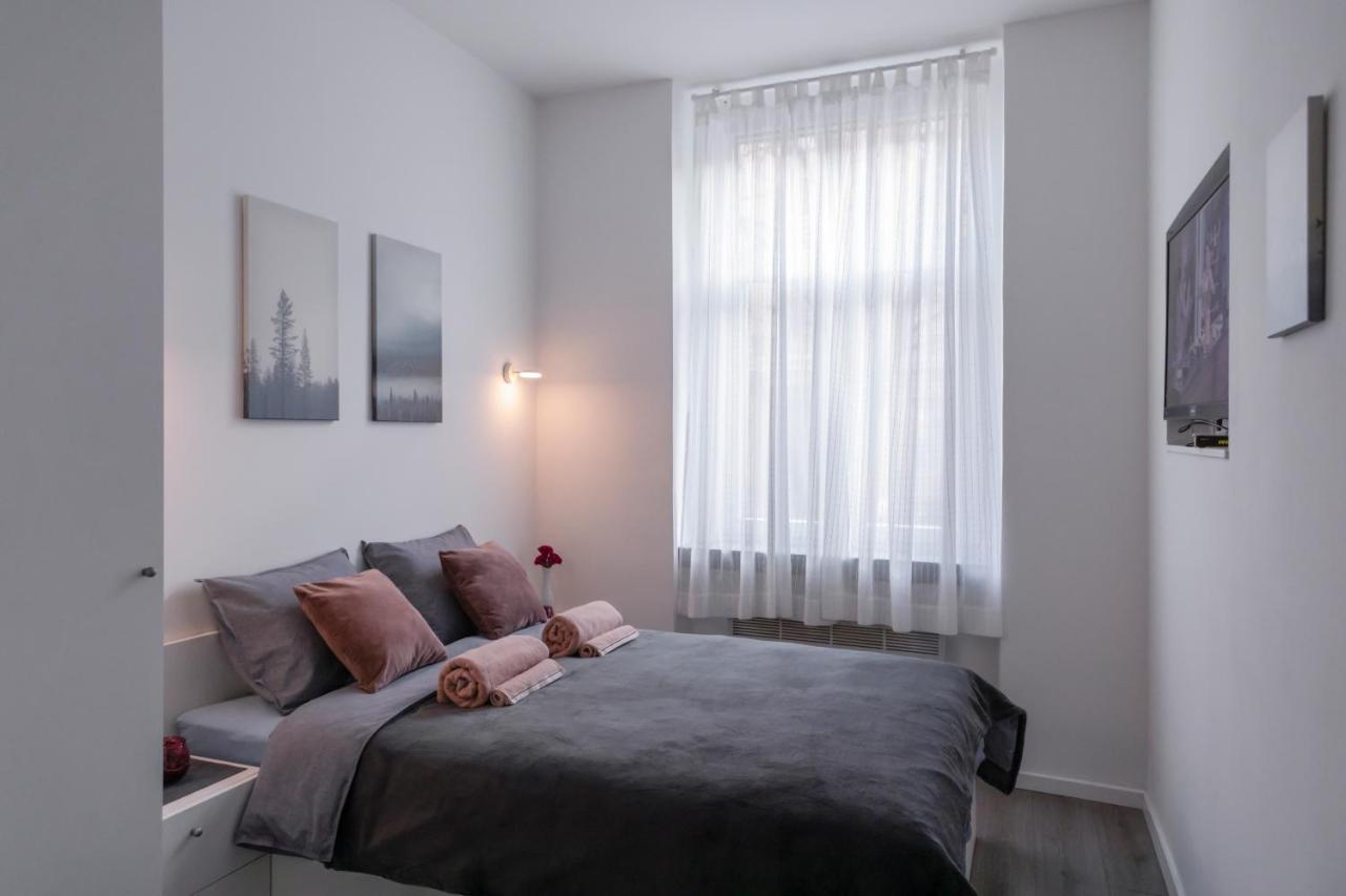זאגרב Apartment Hebrangova מראה חיצוני תמונה