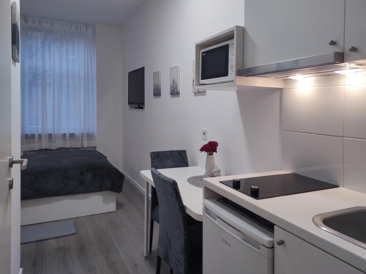 זאגרב Apartment Hebrangova מראה חיצוני תמונה